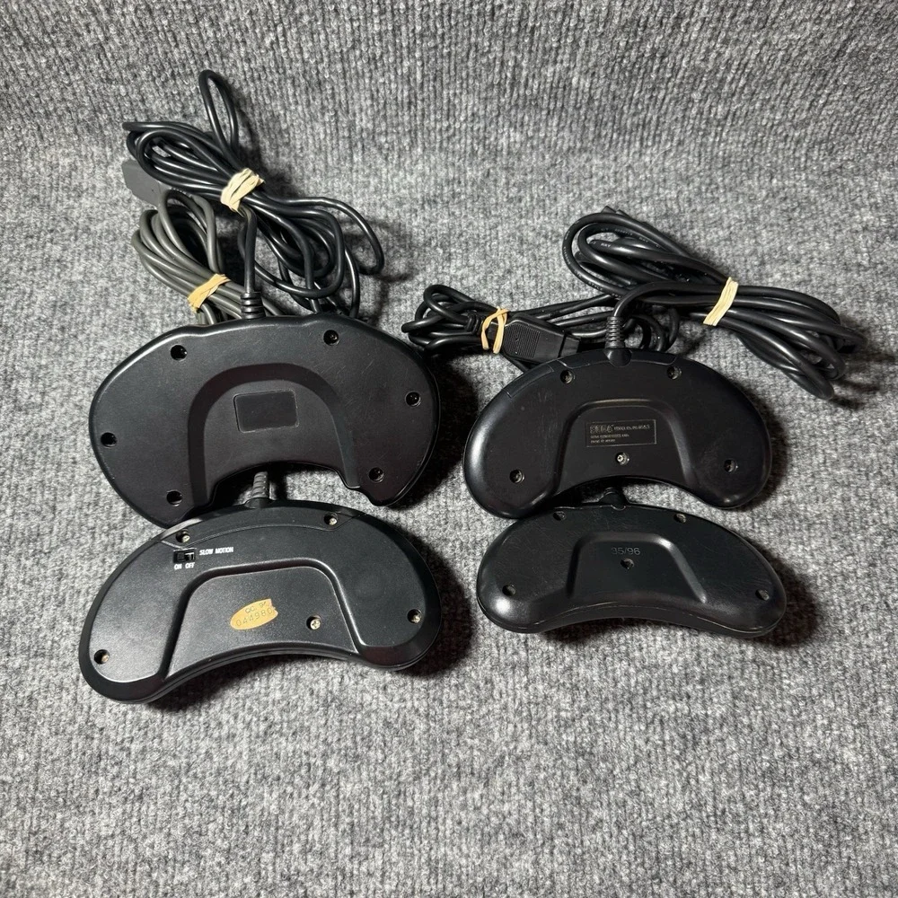 Lot of 3 Third Party & 1 OEM Sega Genesis Controllers Tested Working 4 Total